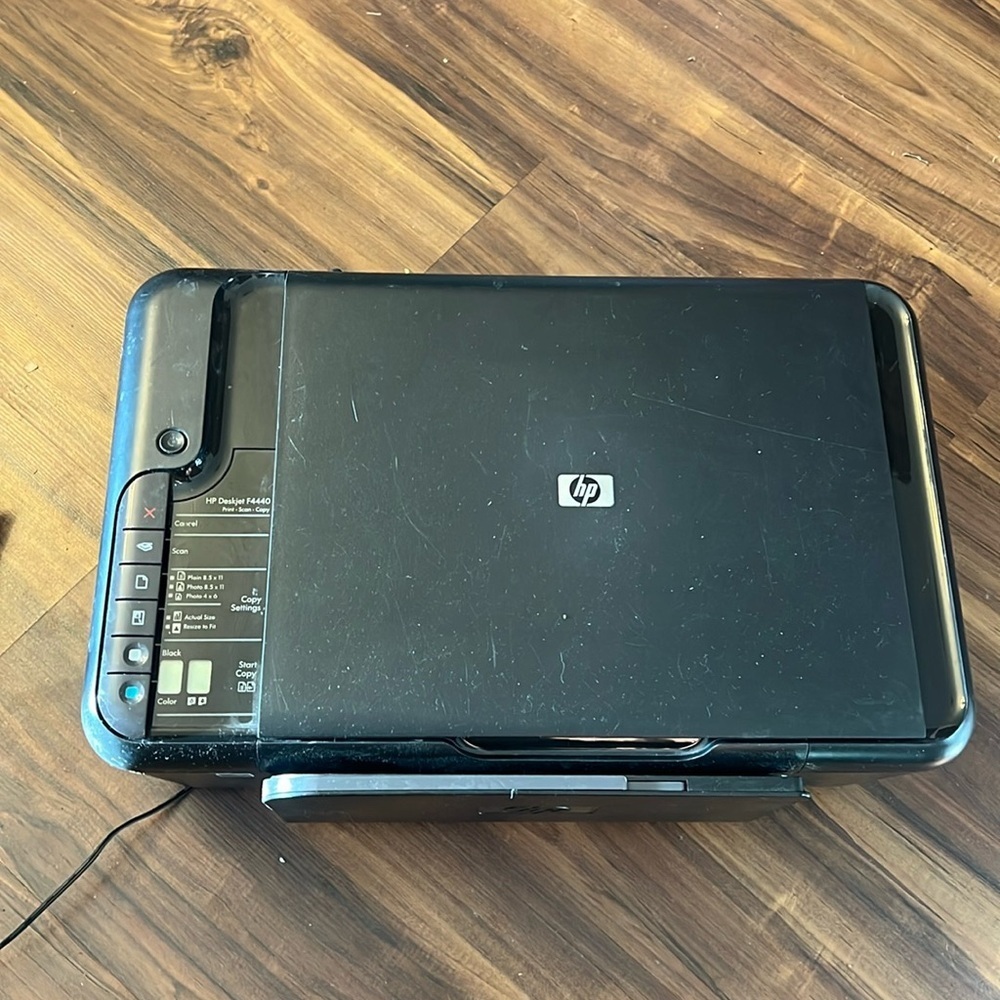 HP Deskjet F4440 All-In-One Inkjet Scanner Copier Photo Printer